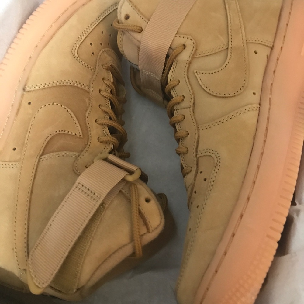 AIR FORCE 1 HIGH WB GS NEVER WORN